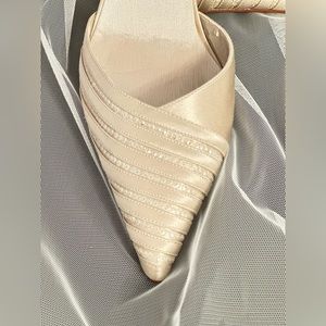 Timeless Bridal shoes!